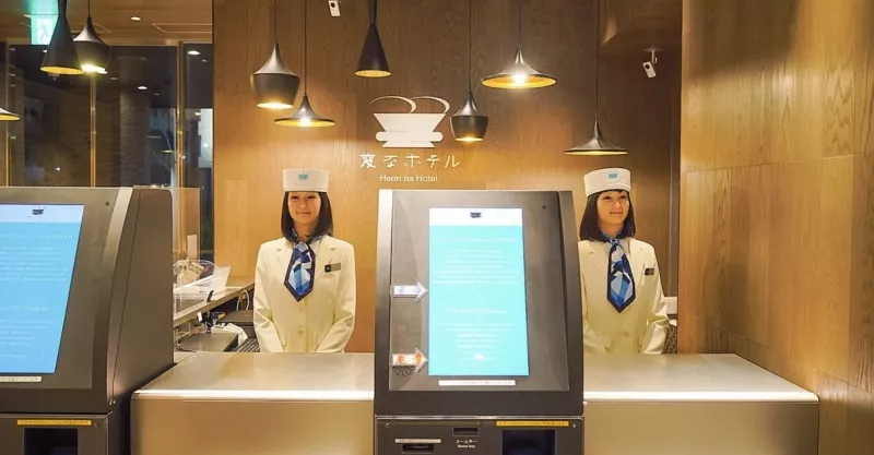Het eerste robot hotel ter wereld in Japan